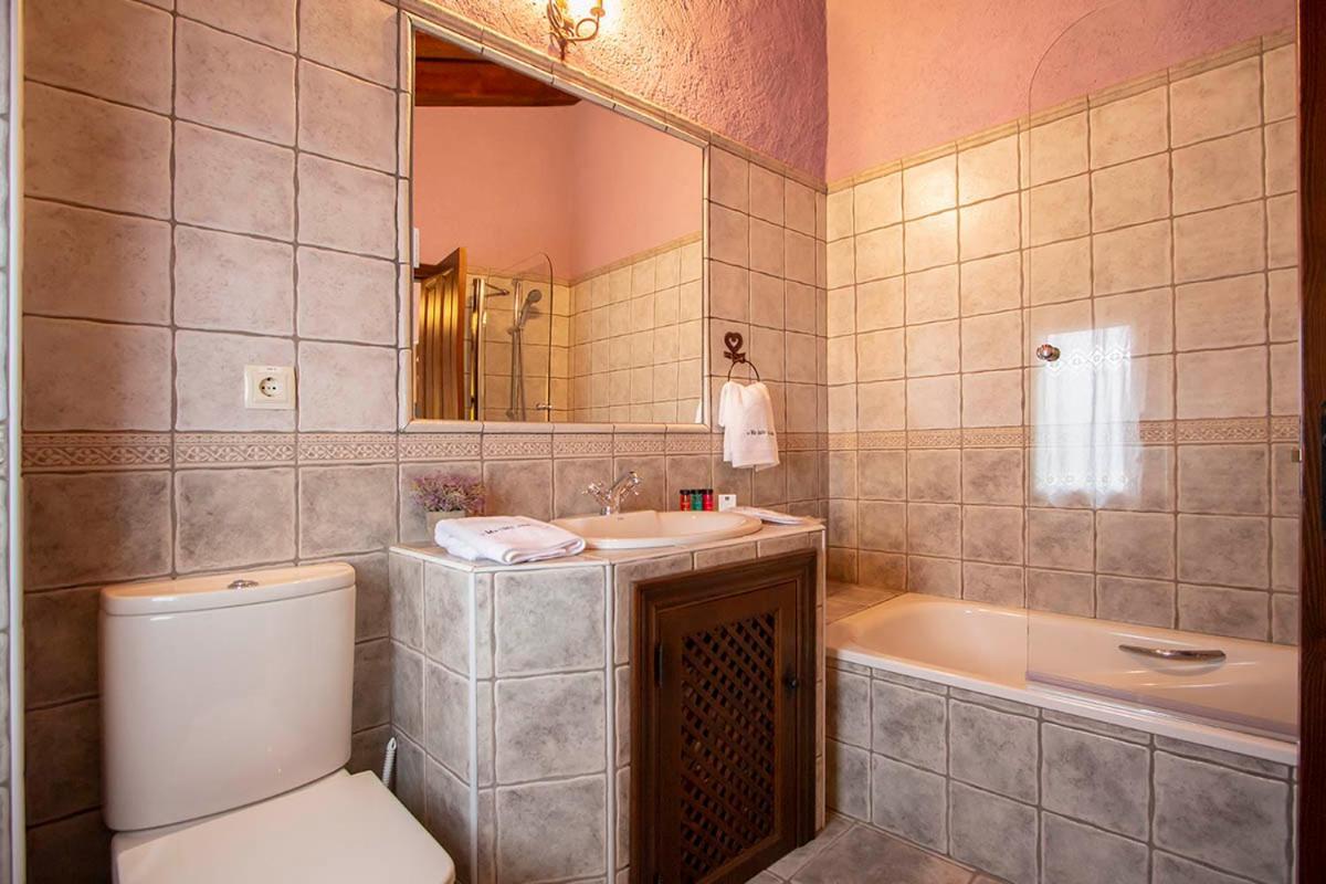 Mis Cuatro Estaciones, Casa Boutique Guest House Sotos de Sepulveda Exterior photo